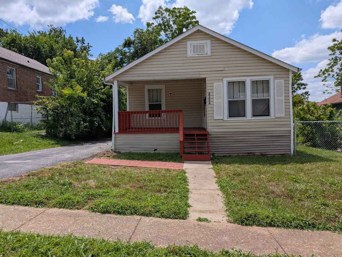 Foto principal - 8334 Jackson St