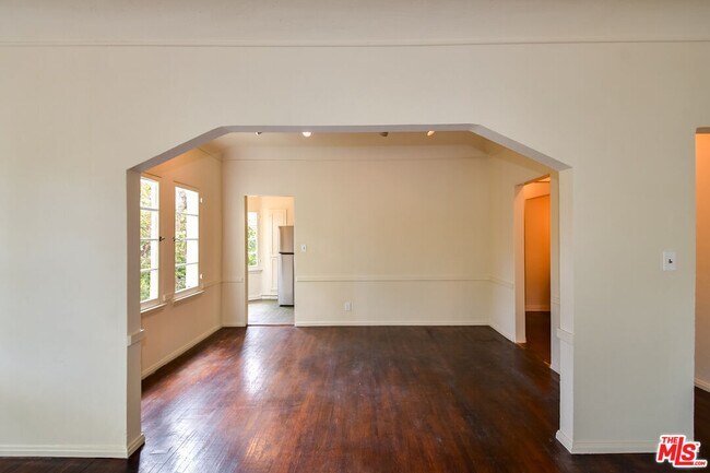 Foto del edificio - 803 Croft Ave