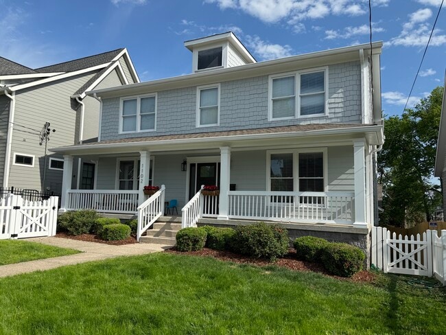 Building Photo - 1102 Caldwell Ave