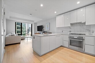 Building Photo - 133 Seaport Blvd