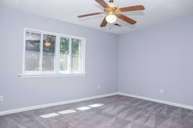 Foto del edificio - 751 Center St