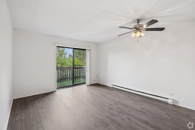 Foto del edificio - 1820 N Delany Rd
