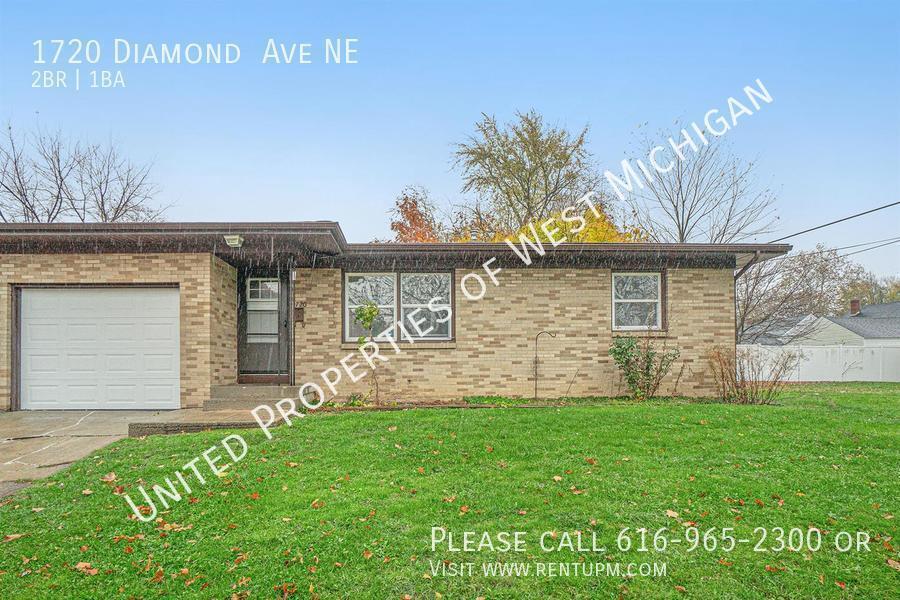 Primary Photo - Tours Estimated to Begin 3/13 | Cozy 2 Bed...