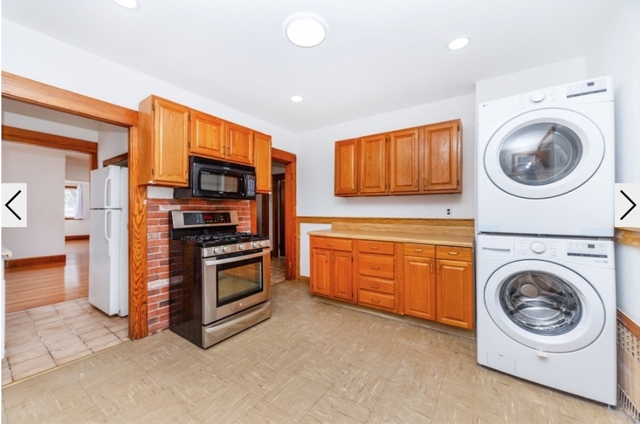 Primary Photo - 17 Puritan Rd