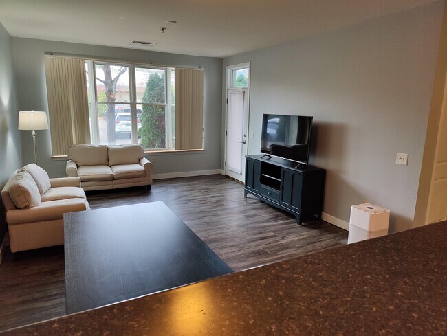 Foto del edificio - 370 Farrell St