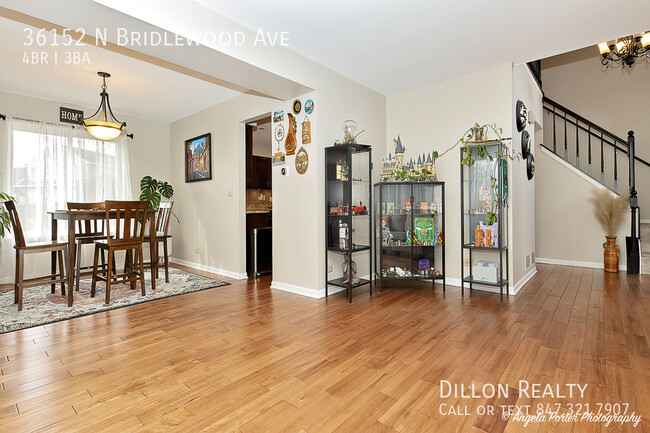 Foto del edificio - 36152 N Bridlewood Ave