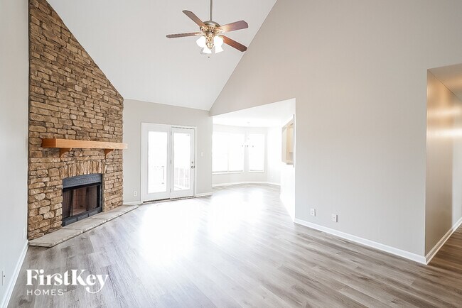 Foto del edificio - 3709 Meadow Ridge Ln