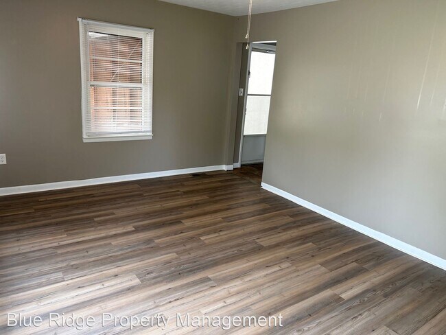 Foto del edificio - 2 br, 2 bath House - 6040 Orebank Road