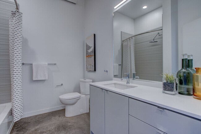 Foto del interior - Theory 33