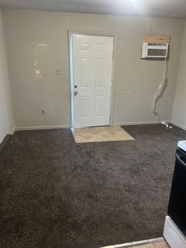 Foto del edificio - Knoxville 37917 - 1 bedroom, 1 bath Apartm...