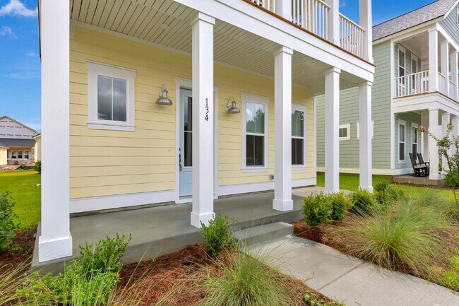 Foto del edificio - BRAND NEW CONSTRUCTION IN CARNES CROSSROADS - BE THE FIRST TO CALL IT HOME!