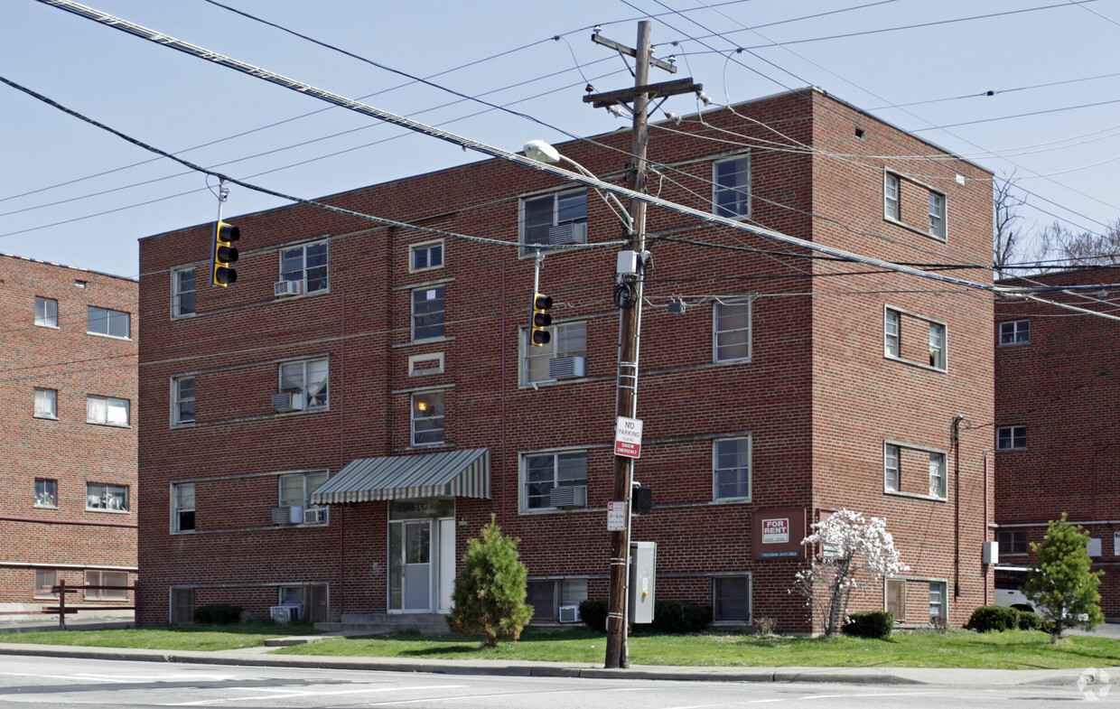 Primary Photo - Avondale Meadows Apartments