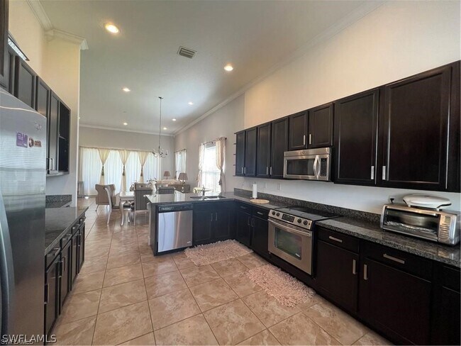 Building Photo - 5013 Iron Horse Way