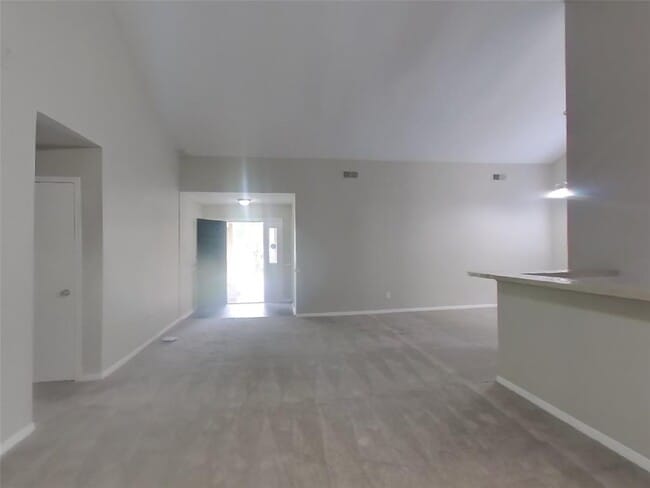 Building Photo - 6906 Falling Waters Dr