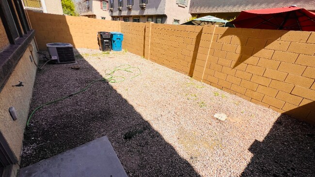 Building Photo - 1437 N 80th Ln