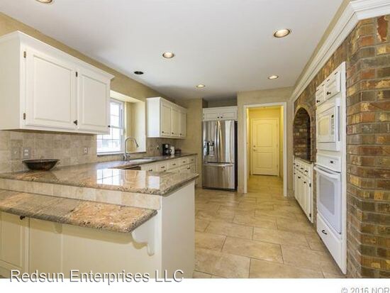 Primary Photo - 3 br, 2 bath House - 510 n forest ridge blvd