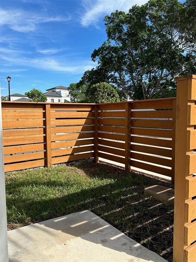 Foto del edificio - 25338 SW 135th Ave