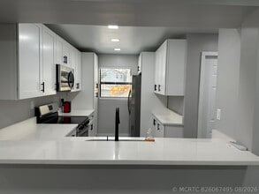 Building Photo - 3100 Millwood Terrace