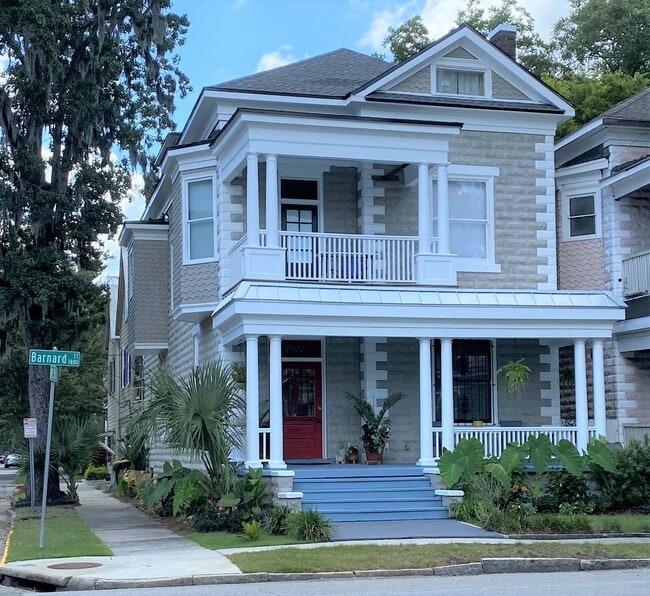 Building Photo - 1902 Barnard St