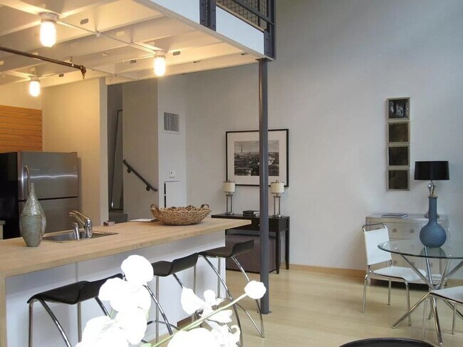 Foto del edificio - 251 Heath St