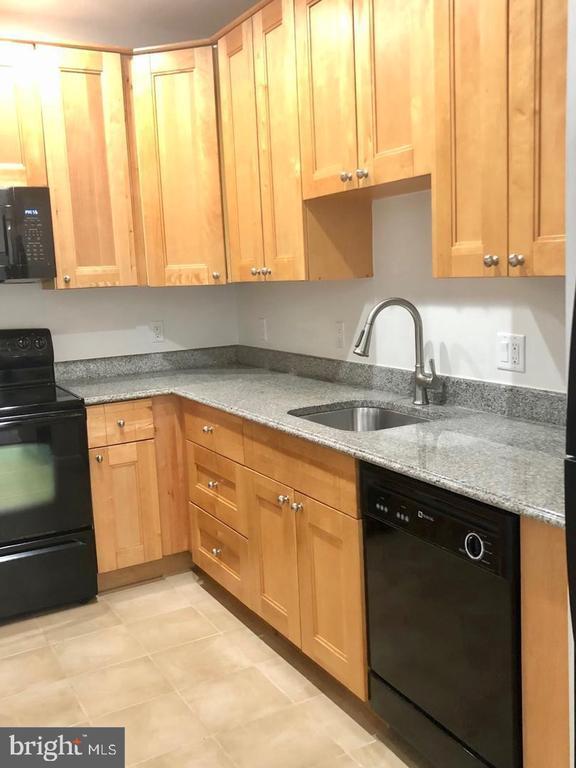 Foto del edificio - 3422 Georgia Ave NW