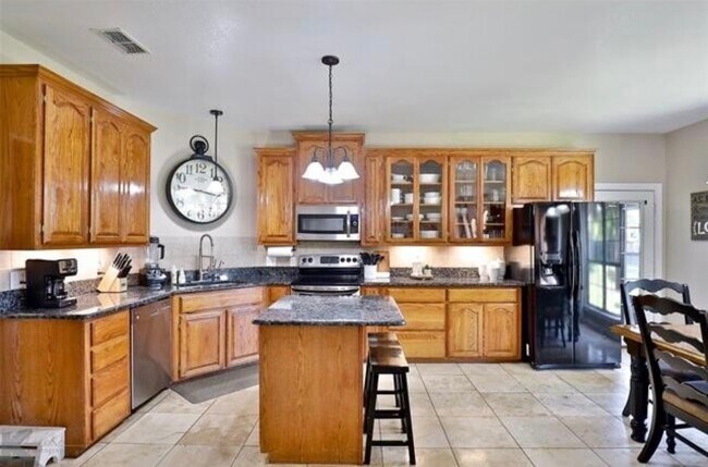 Foto del edificio - 714 4th St