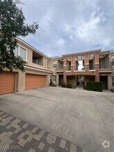 Building Photo - 830 Cozette Ct