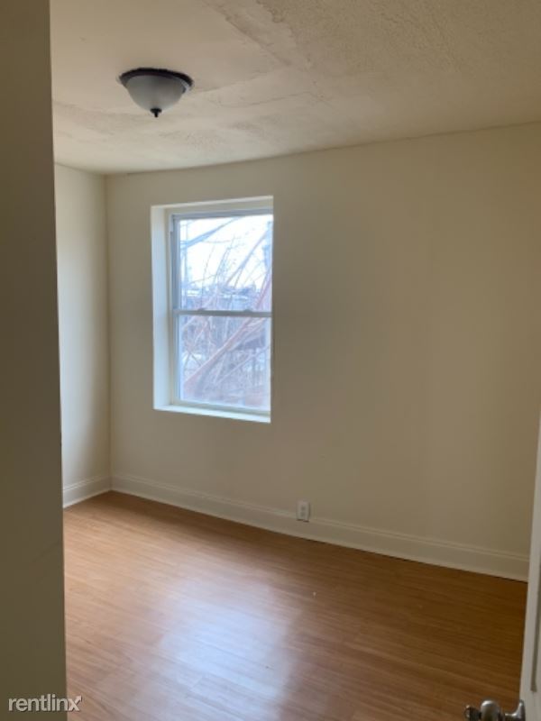 Building Photo - 4 br, 2 bath House - 21 N Smallwood St