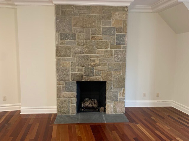 Wood Burning Fireplace - 2 Dearfield Dr