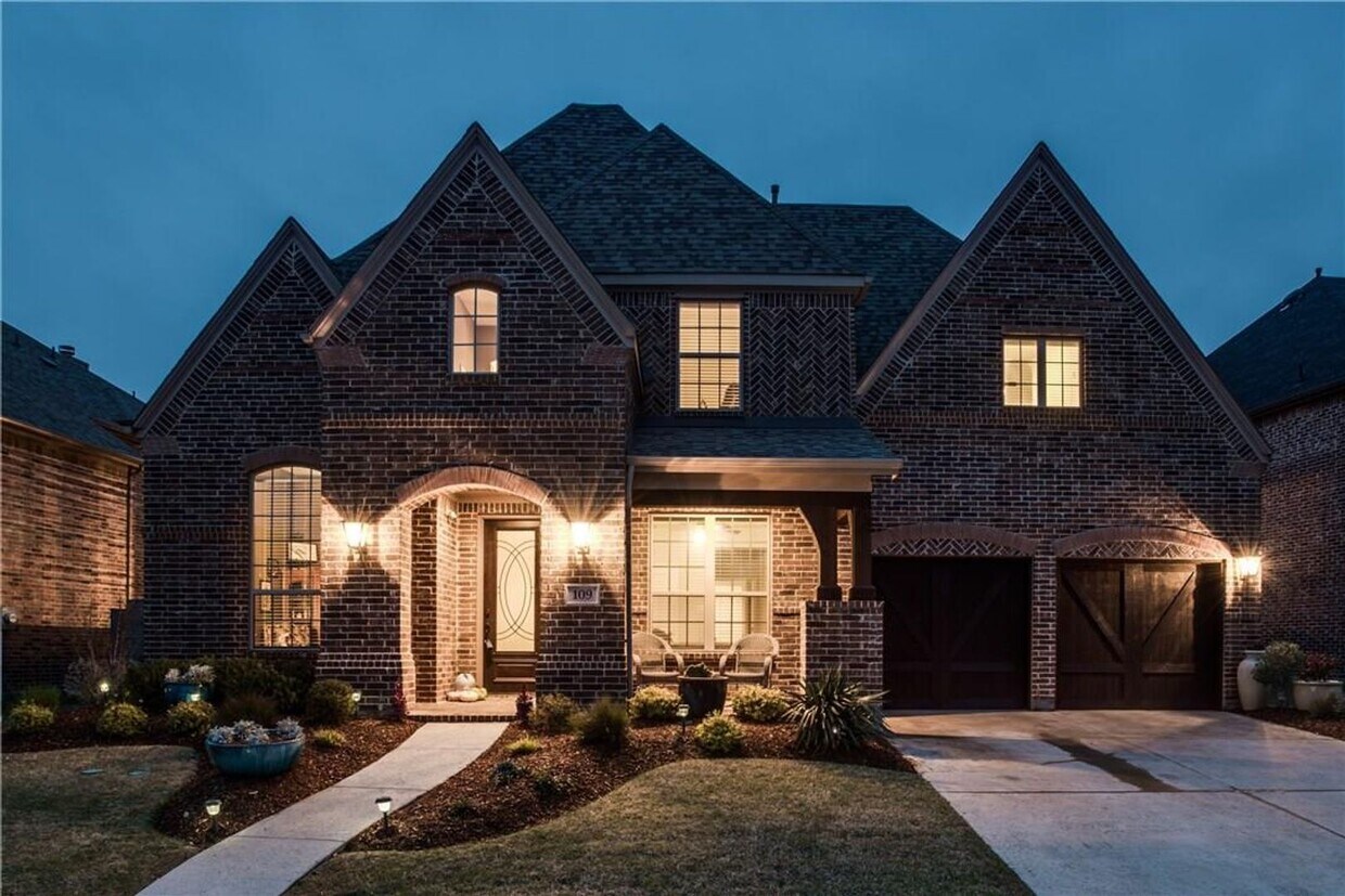 Primary Photo - 5 Bed 4 Bath in Argyle's Harvest Community