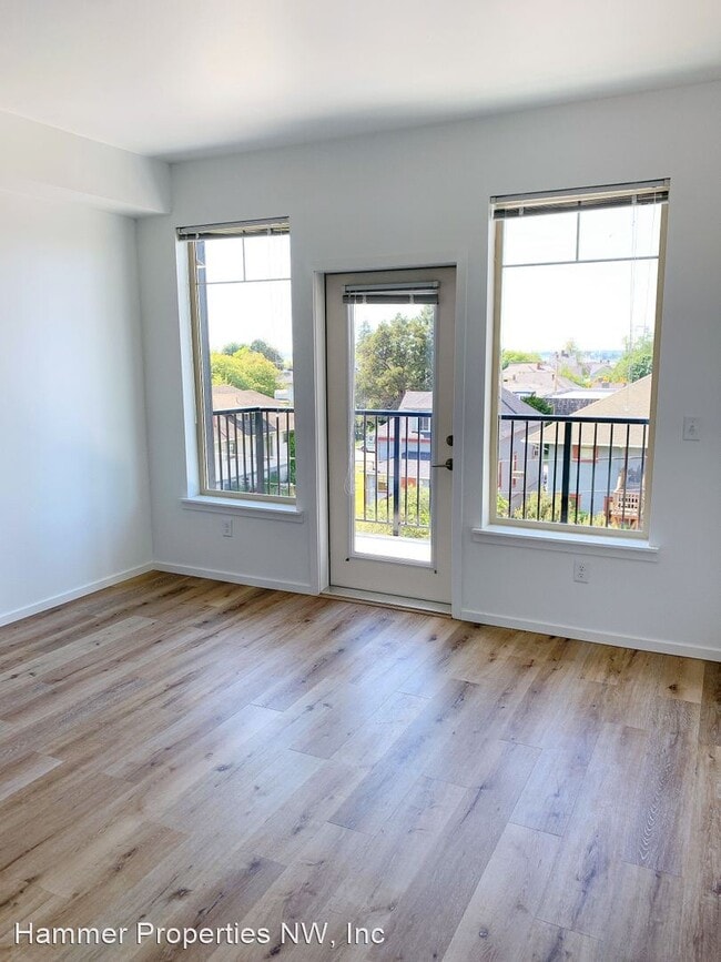 Building Photo - 3 br, 1 bath Apartment - 1211 Jersey Street