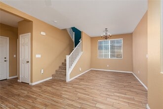 Building Photo - 9123 Mount Wilson St