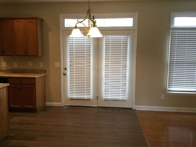 Foto del edificio - 905 Wonderland Pass