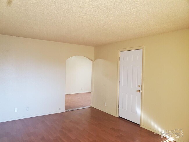 Building Photo - 1550 Gault Way