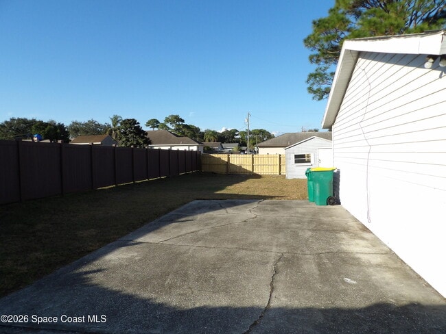 Foto del edificio - 6318 Hudson Rd