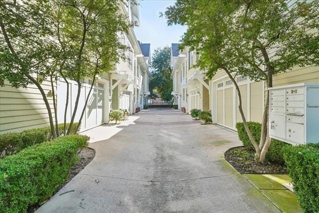 Building Photo - 2608 Thomas Ave