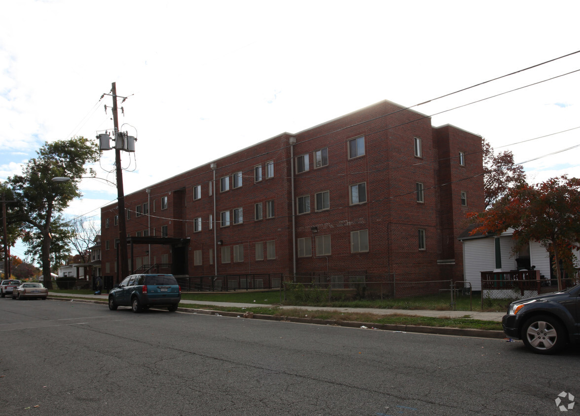 Foto del edificio - Hayes Street Apartments