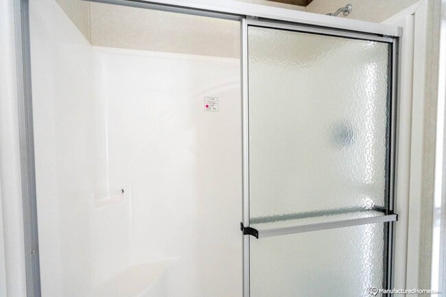 Foto del edificio - 808 Stanley St