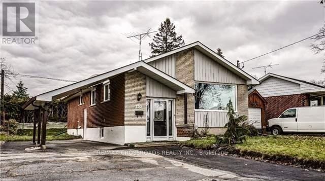 Building Photo - 133 Labrador Dr