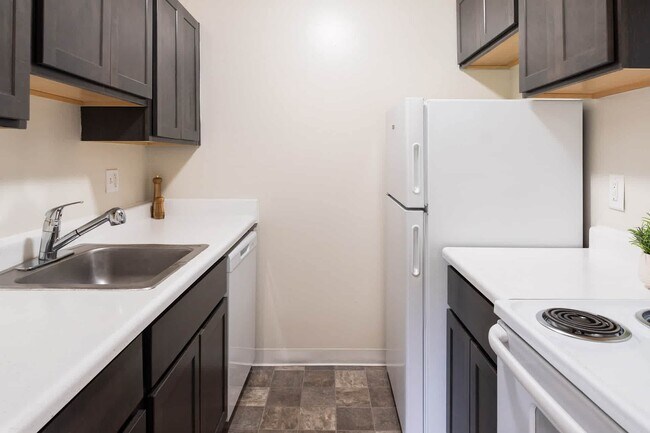 Interior Photo - Hillcrest / Park Place