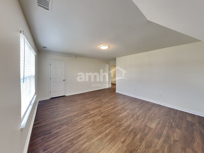 Building Photo - 1705 Bastante Court