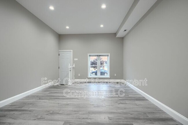 Foto del edificio - 2612 E Oliver St