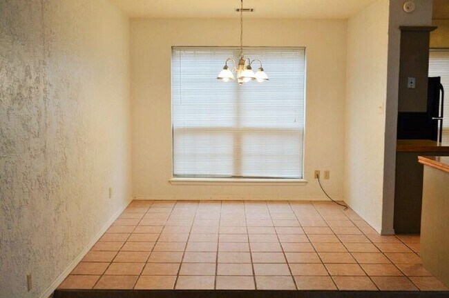 Foto del edificio - 4513 NE Highlander Cir