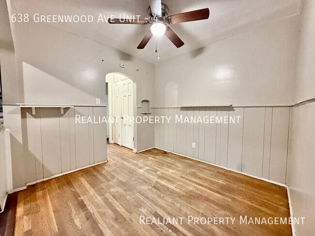 Foto del edificio - 638 Greenwood Ave