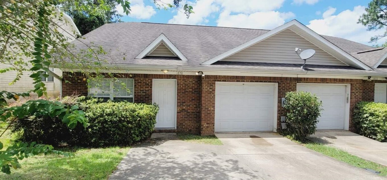 Foto principal - 1870 Nena Hills Dr