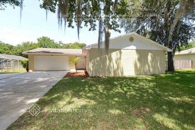 Foto del edificio - 5800 Southwind Dr