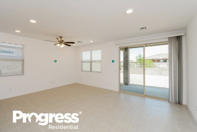 Foto del edificio - 14446 W Hackamore Dr.