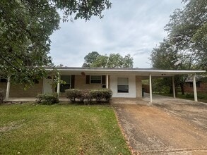 Building Photo - 7 Sidney Dr