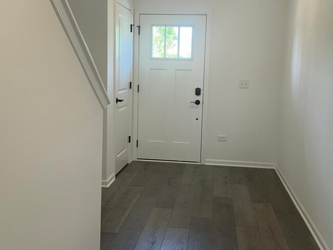 Foto del edificio - 1526 Albany St