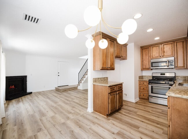 Building Photo - 4509 Vista Del Monte Ave